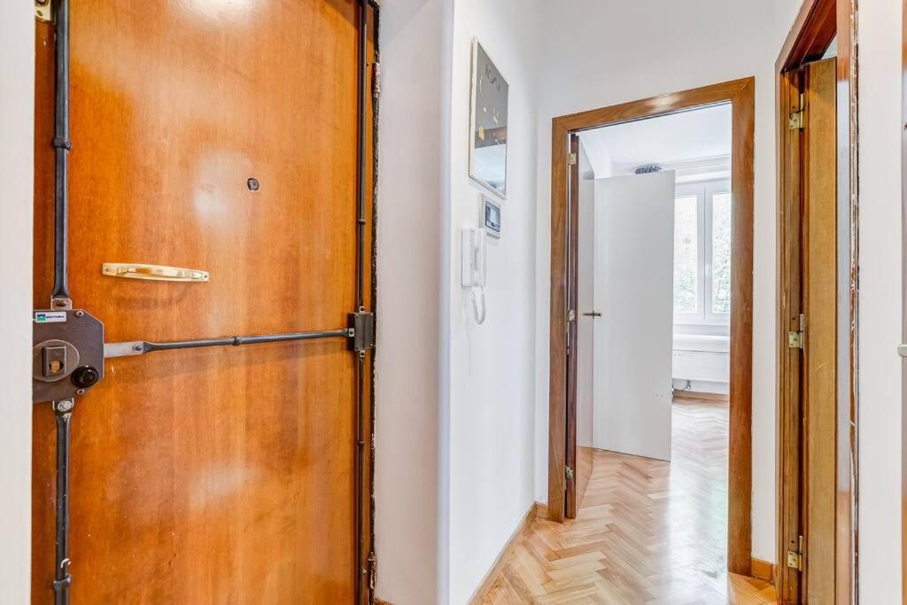 Luminous Apartment Few Steps From Piazza Navona Экстерьер фото